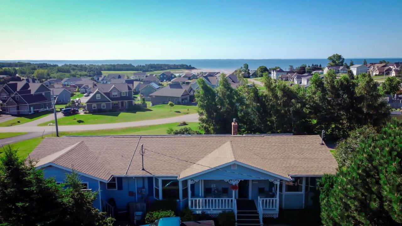 Lee'S Ocean Peek B & B Stratford Bagian luar foto