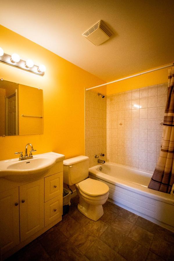 Lee'S Ocean Peek B & B Stratford Bagian luar foto