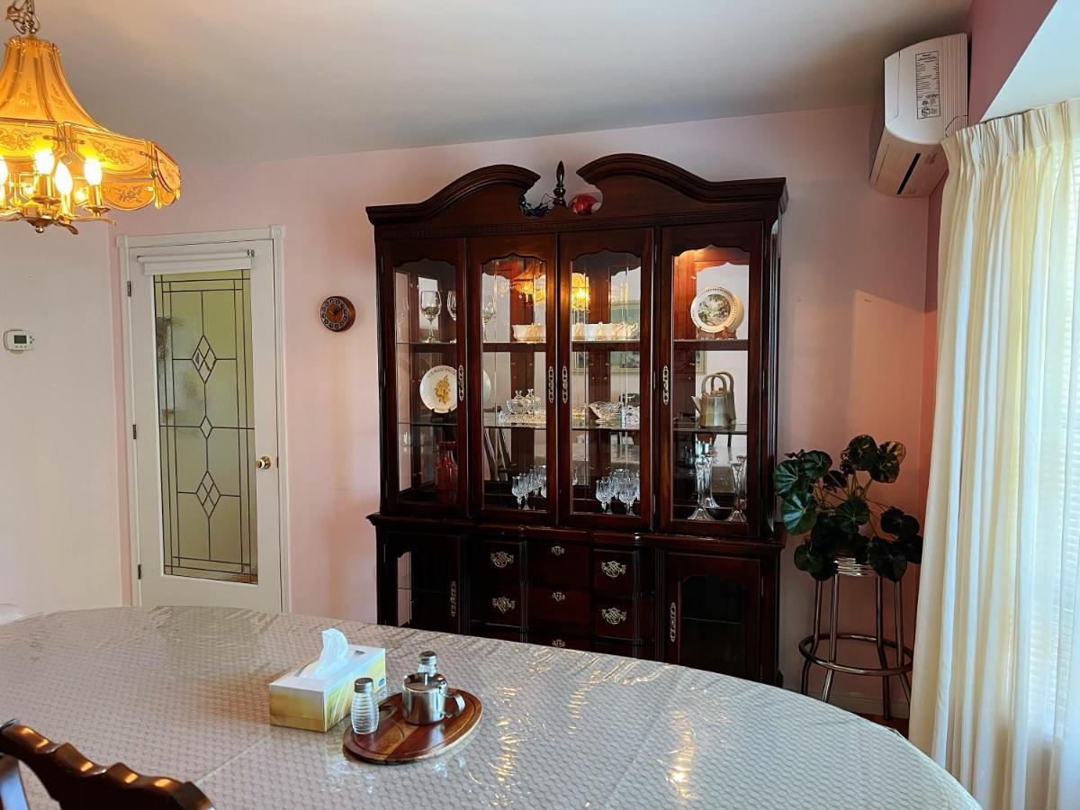 Lee'S Ocean Peek B & B Stratford Bagian luar foto