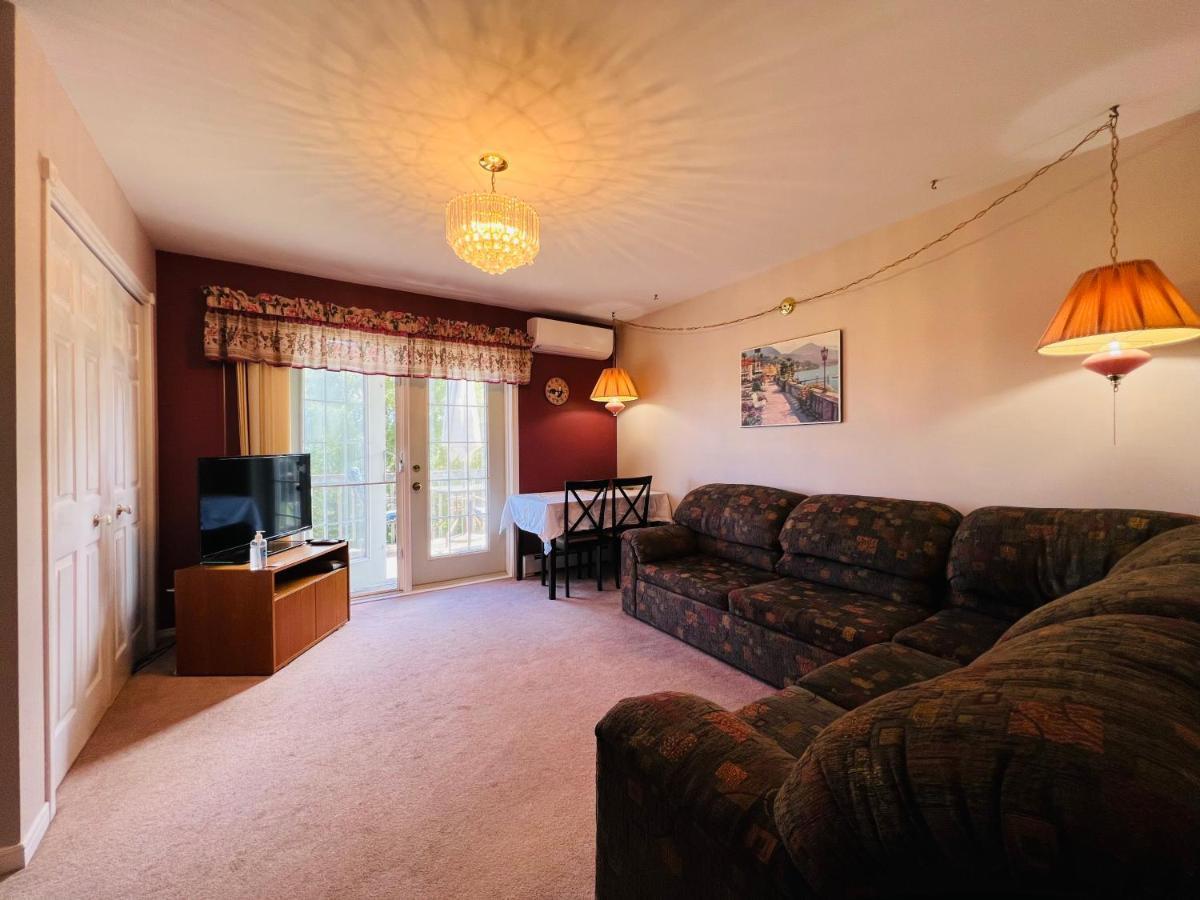 Lee'S Ocean Peek B & B Stratford Bagian luar foto